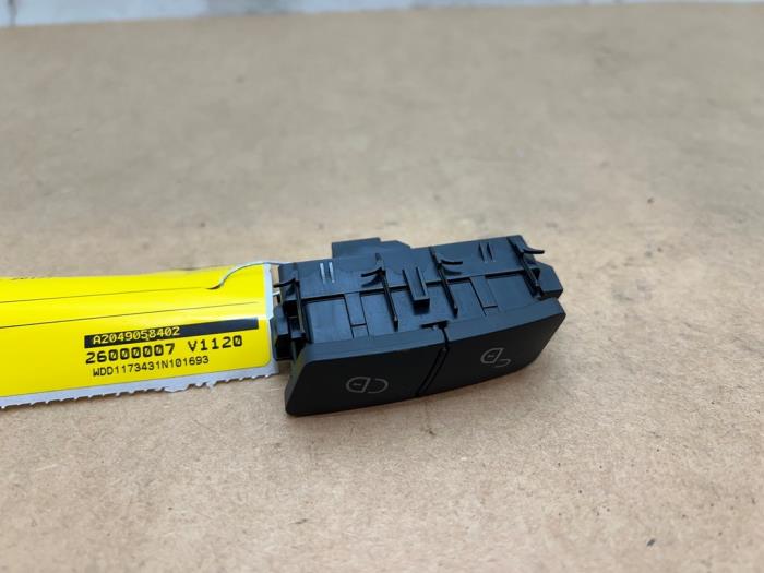 Przelacznik Mercedes CLA