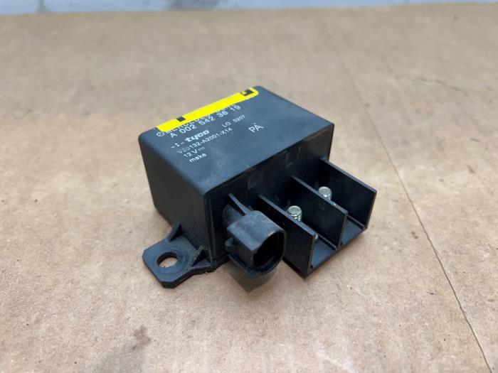 Relais Mercedes E-Klasse