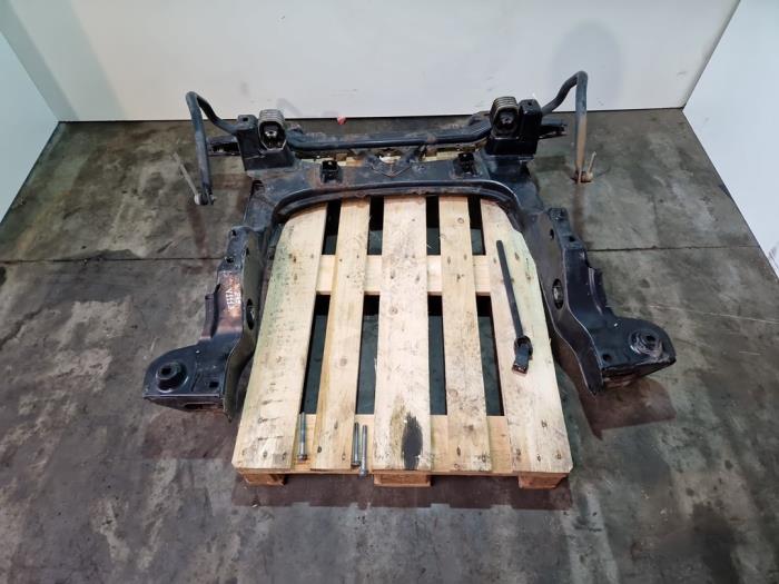 Rama pomocnicza Mercedes B-Klasse