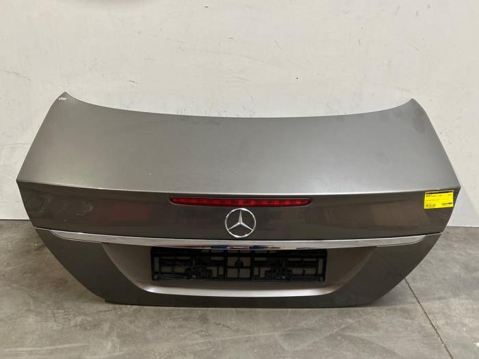 Tylna klapa Mercedes E-Klasse