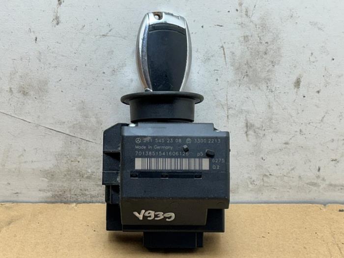 Ignition lock + computer Mercedes E-Klasse