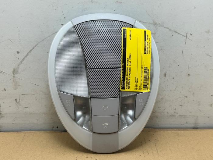 Iluminación interior detrás Mercedes E-Klasse