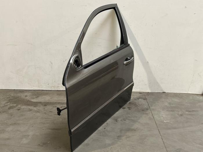 Puerta de 4 puertas izquierda delante Mercedes E-Klasse