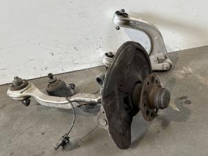 Gebruikte Asschenkel links-voor Mercedes E (W211) 2.2 E-200 CDI 16V Prijs op aanvraag aangeboden door Autoparts Van De Velde