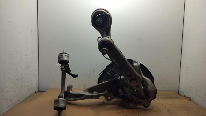 Knuckle, front left Mercedes C-Klasse