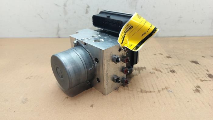 ABS Pomp Mercedes C-Klasse