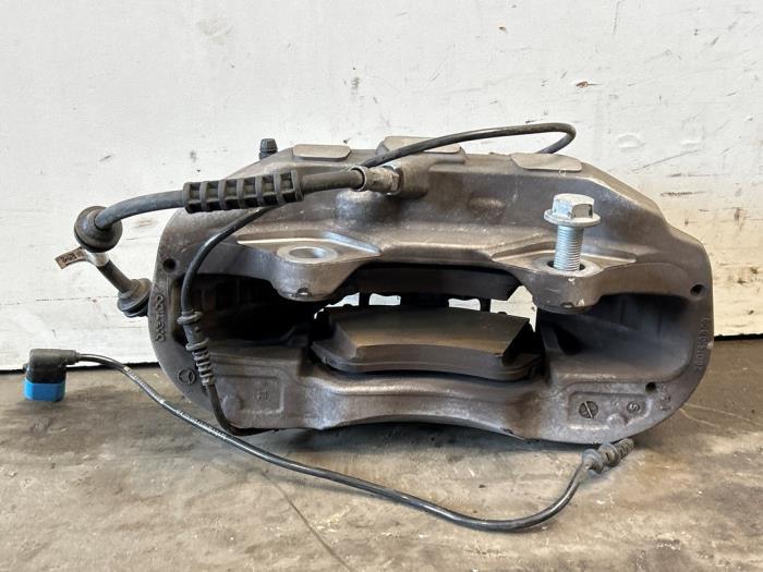 Pinza de freno derecha delante Mercedes C-Klasse