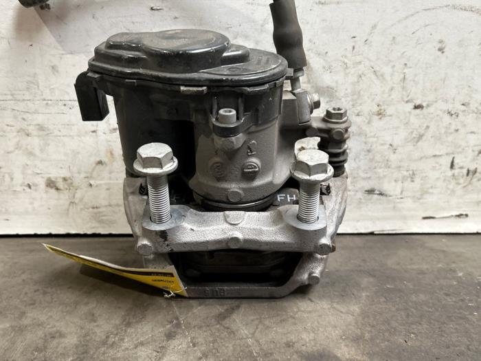 Rear brake calliper, right Mercedes C-Klasse