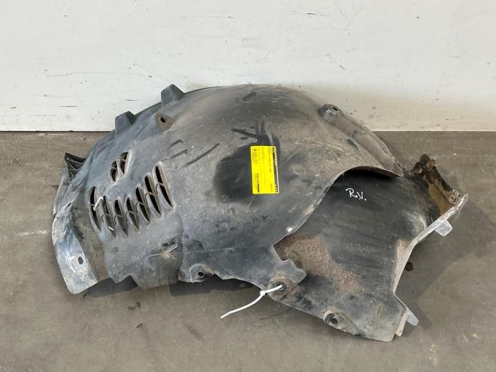 Nadkole Mercedes E-Klasse