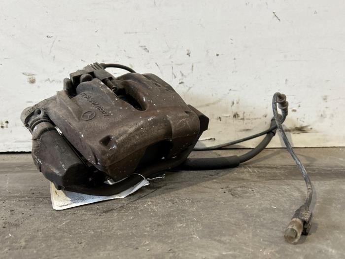 Zacisk hamulcowy prawy przód Mercedes E-Klasse