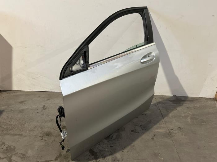 Portier 4Deurs links-voor Mercedes A-Klasse
