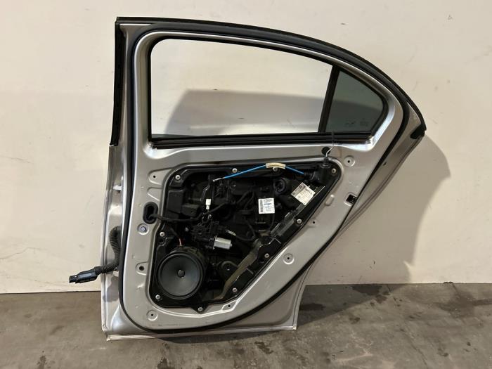 Portière 4portes arrière droite Mercedes A-Klasse