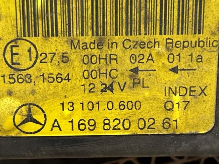 Reflektor prawy Mercedes A-Klasse