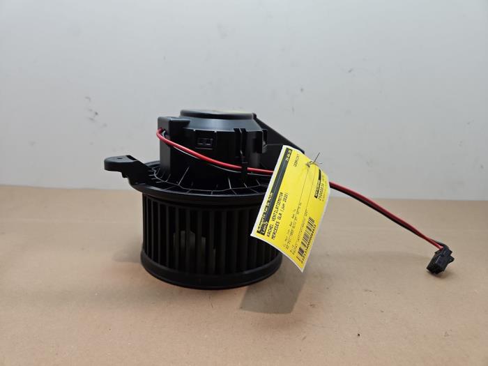 Silnik wentylatora nagrzewnicy Mercedes GLA