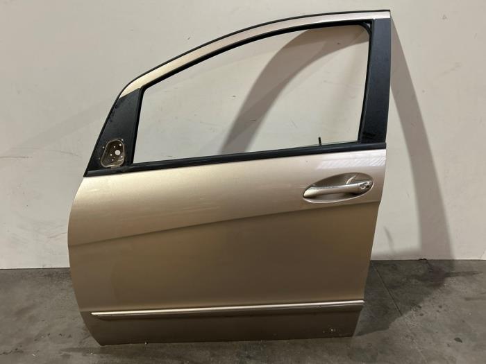 Tür 4-türig links vorne Mercedes A-Klasse
