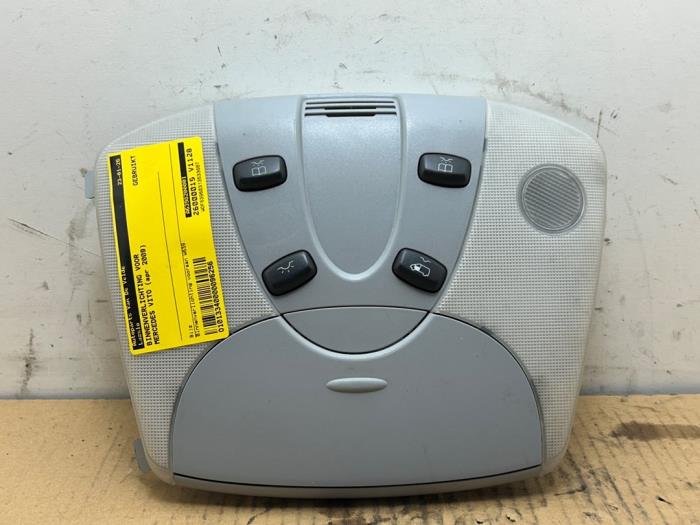 Eclairage intérieur avant Mercedes Vito