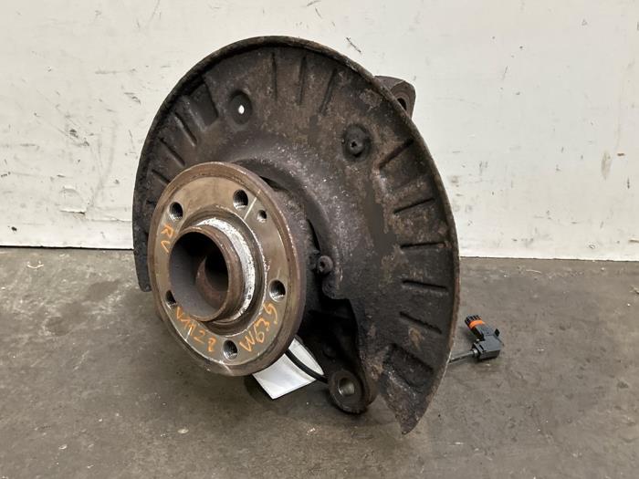 Sworzen prawy przód Mercedes Vito