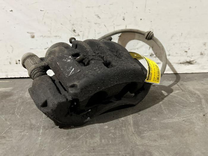 Etrier de frein (pince) avant droit Mercedes Vito