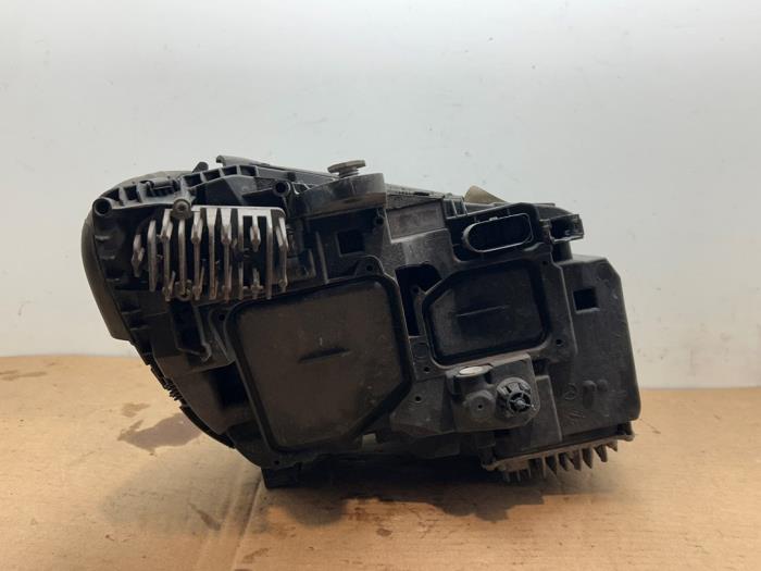 Phare gauche Mercedes C-Klasse