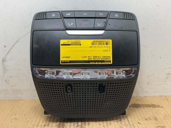 Oswietlenie wewnetrzne przód Mercedes C-Klasse