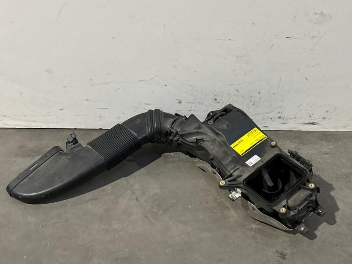 Boîtier filtre à air Mercedes C-Klasse