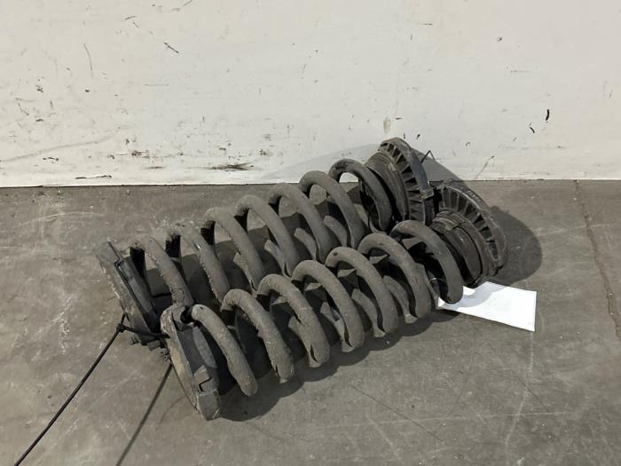 Sprezyna srubowa tyl Mercedes C-Klasse