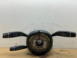 Gebruikte Licht + Raw Schakelaar Mercedes C Estate (S205) C-200d 2.2 16V Prijs op aanvraag aangeboden door Autoparts Van De Velde