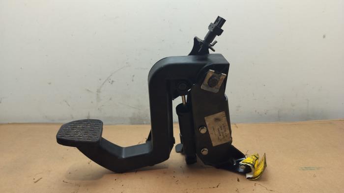 Pédale embrayage Mercedes Vito
