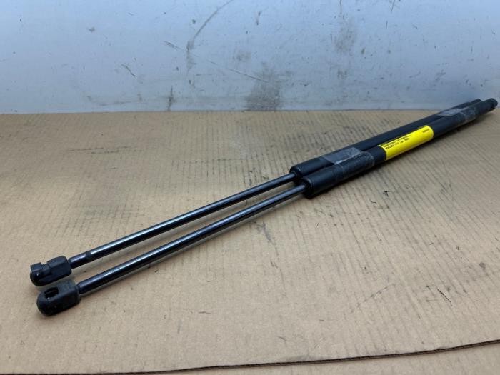 Zestaw amortyzatorów gazowych pokrywy bagaznika Mercedes Vito