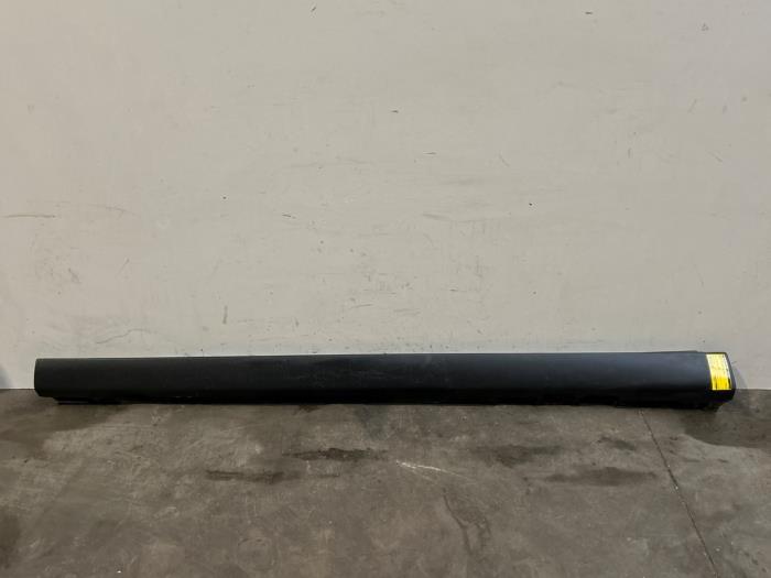 Próg lewy Mercedes B-Klasse