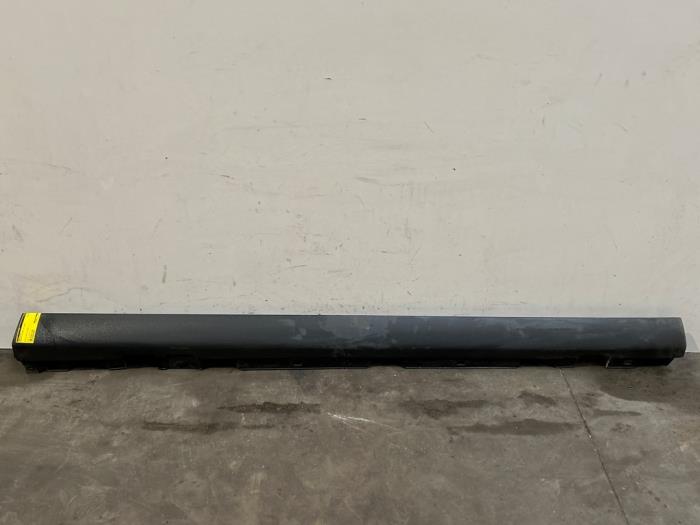 Schwelle rechts Mercedes B-Klasse