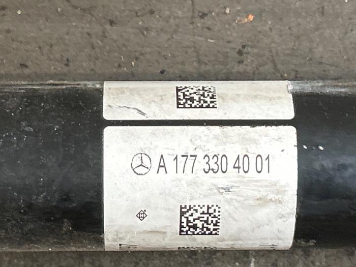 Aandrijfas rechts-voor Mercedes B-Klasse