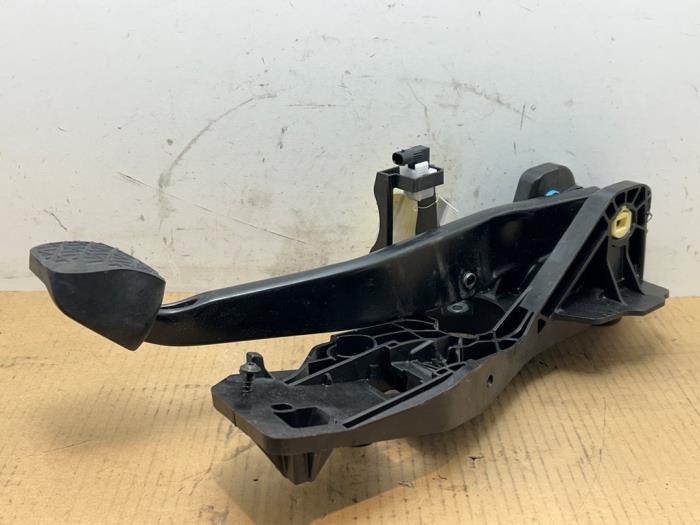 Pedal hamulca Mercedes B-Klasse