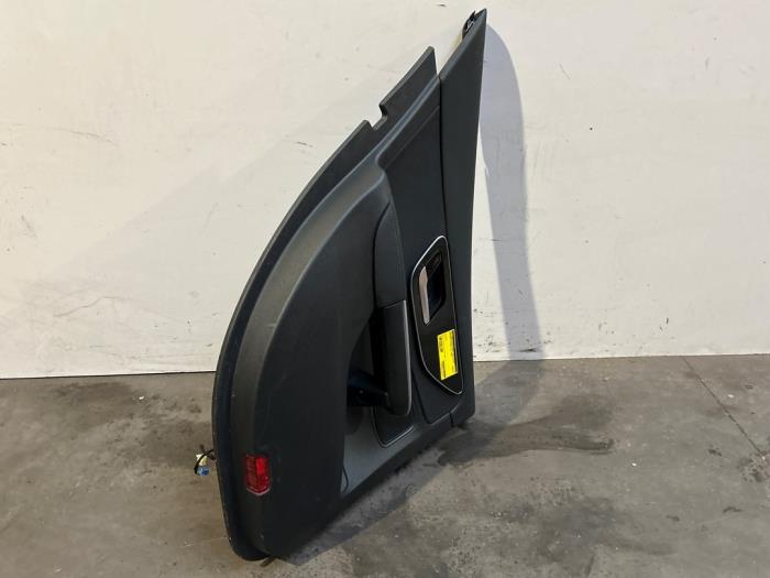 Rear door trim 4-door, left Mercedes C-Klasse
