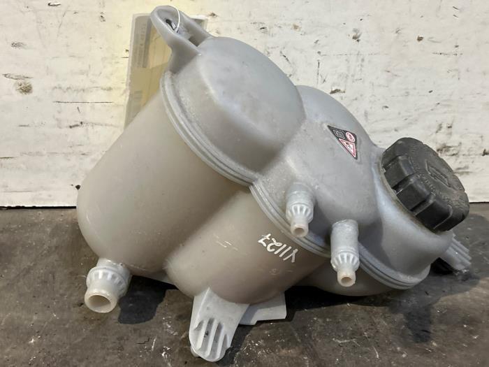 Zbiornik rozprezny Mercedes C-Klasse