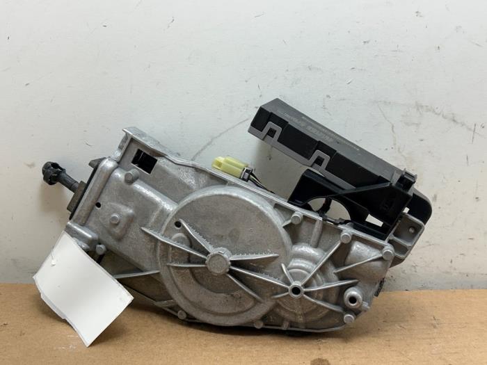 Motor auxiliar de cierre portón trasero Mercedes C-Klasse