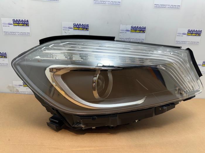 Faro derecha Mercedes A-Klasse