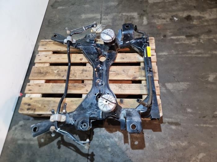 Subframe Mercedes Vito