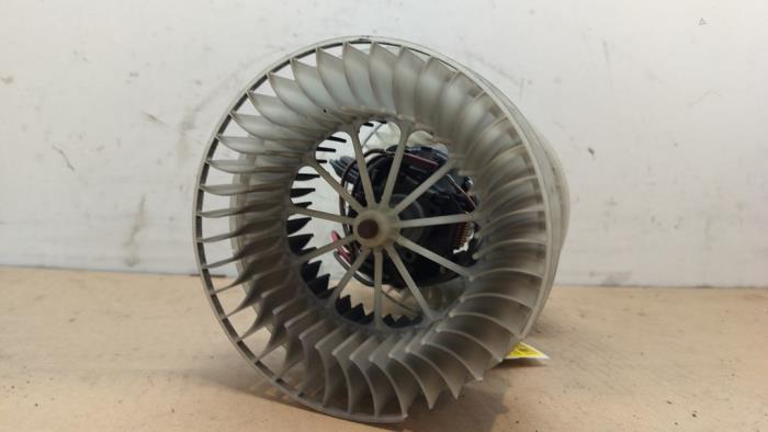 Silnik wentylatora nagrzewnicy Mercedes Vito