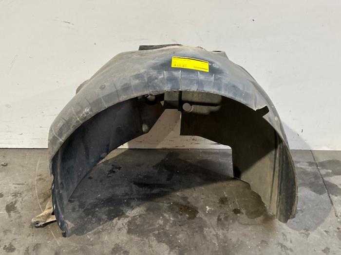 Passage de roue Mercedes Vito