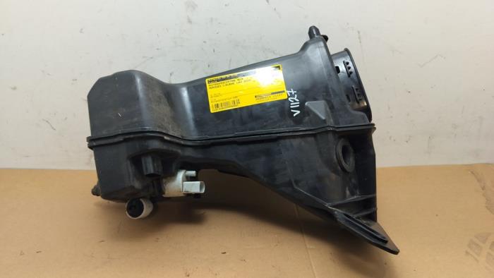 Scheibensprühertank vorne Mercedes C-Klasse