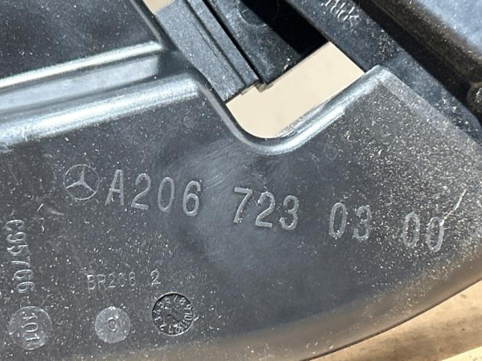 Mechanizm blokady drzwi lewych tylnych wersja 4-drzwiowa Mercedes C-Klasse