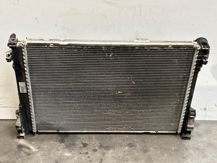 Chlodnica Mercedes SLK