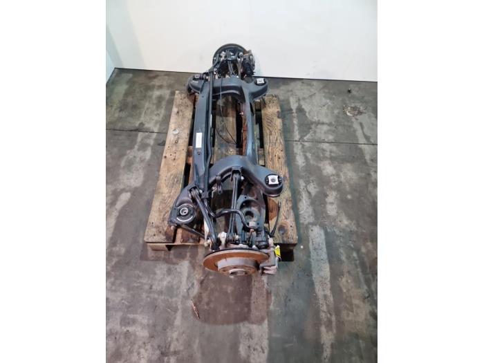 Os tylna napedu na tylne kola Mercedes SLK