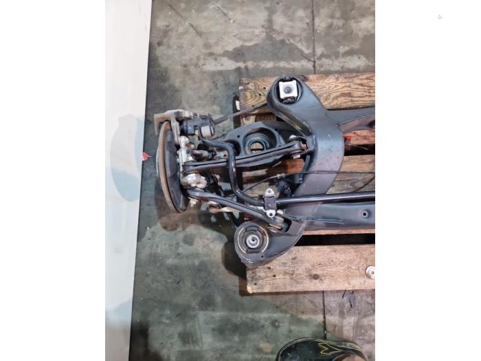 Os tylna napedu na tylne kola Mercedes SLK