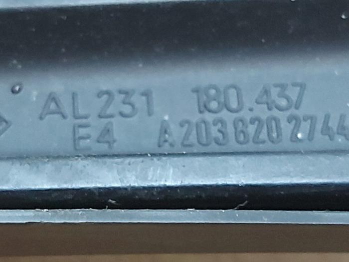 Brazo delantero de limpiaparabrisas Mercedes CLK