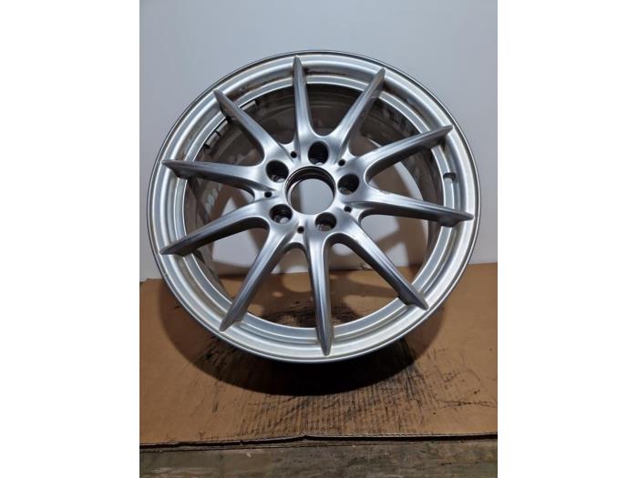 Llanta Mercedes B-Klasse