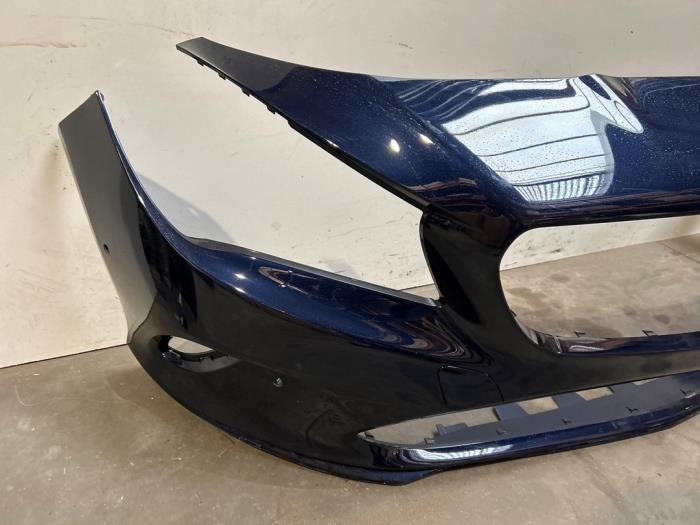 Zderzak przedni Mercedes CLA