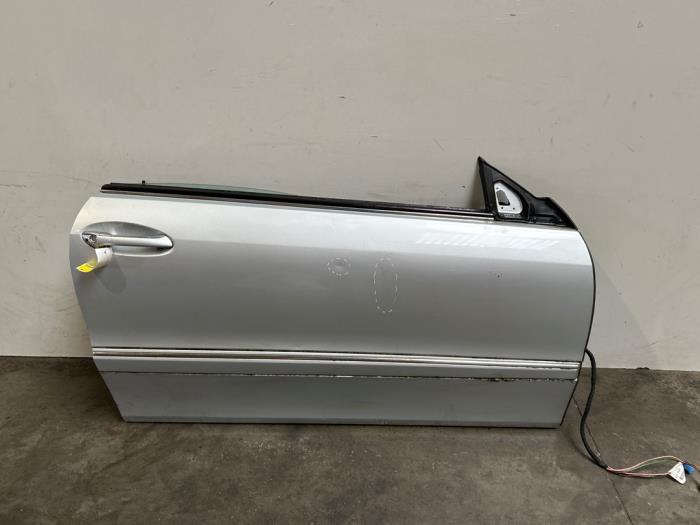 Drzwi prawe wersja 2-drzwiowa Mercedes CLK