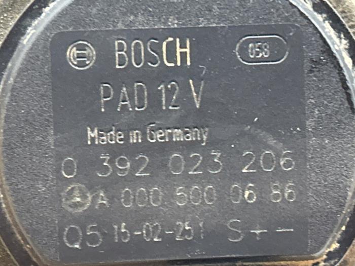 Pompe à eau Mercedes GLA